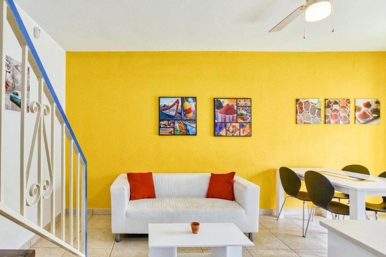 Apartamento Roses Victor Bagian luar foto