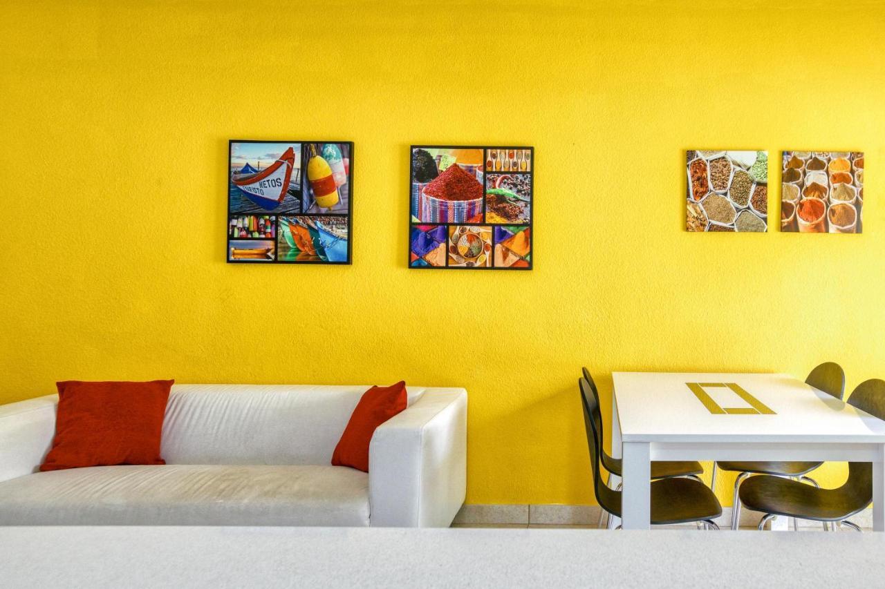 Apartamento Roses Victor Bagian luar foto