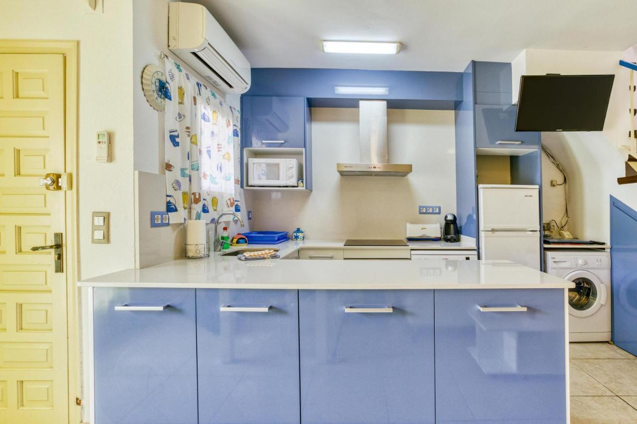 Apartamento Roses Victor Bagian luar foto
